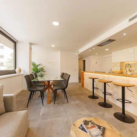 Bravissimo Turbau Entresol B, With 3 Bedrooms Apartment *